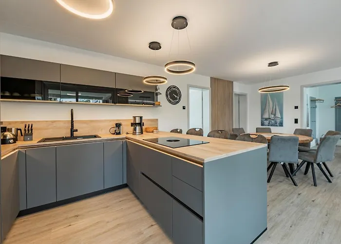 Stella Maris Neptun * Зеллин